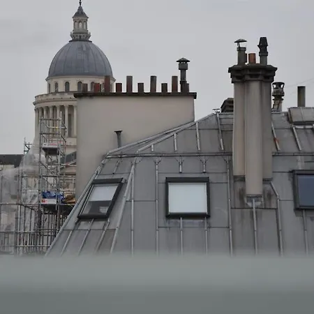 Tres Joli Nid Equipe Vue Ascenseur Apartment
